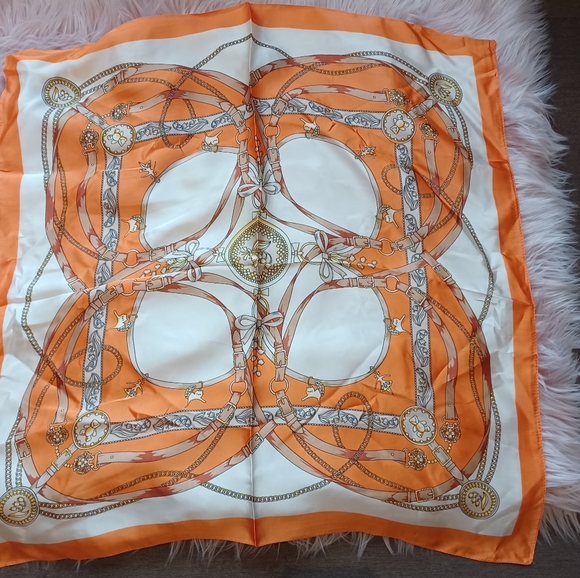 💰3/$30Silky Scarf - Picture 3 of 4